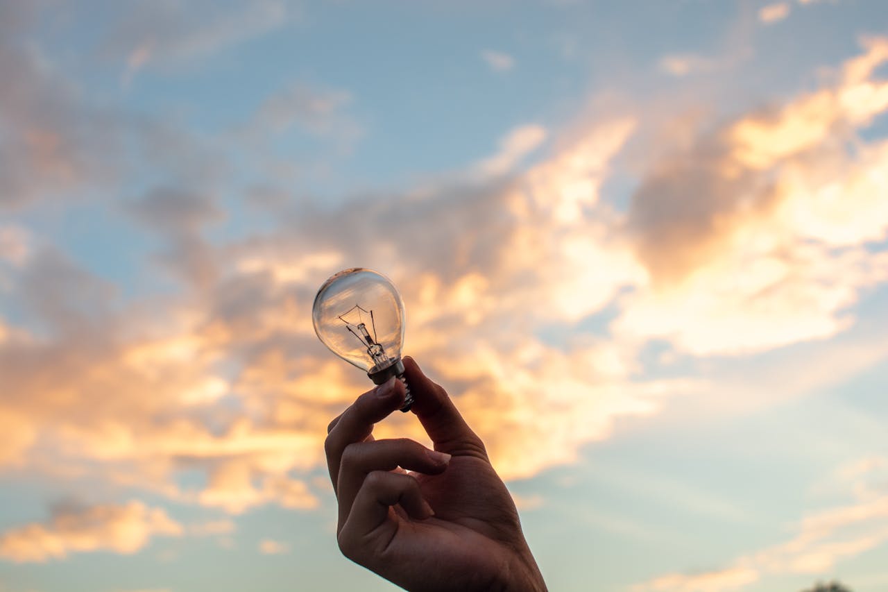 Unlocking LinkedIn’s Full Potential as a Founder: Beyond the Basics